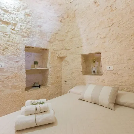 Trullo Pioppo Gigante - Jacuzzi فيلة *
