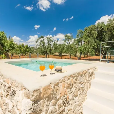 Trullo Pioppo Gigante - Jacuzzi فيلة سان ميكيلي سالنتينو