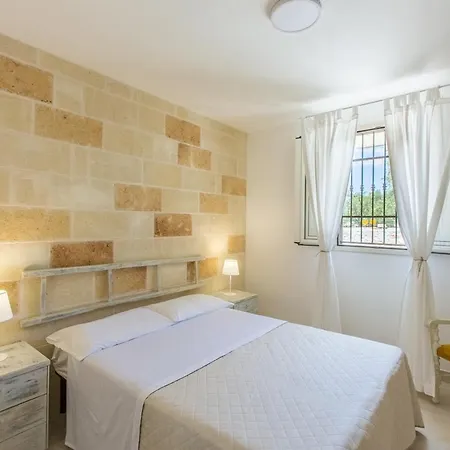 فيلة Trullo Pioppo Gigante - Jacuzzi *